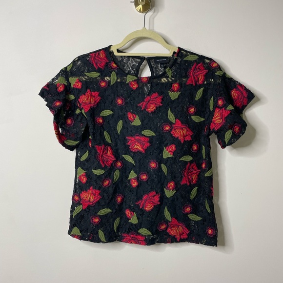 Who What Wear Tops - Who What Wear Black Sheer Floral Shirt XS
